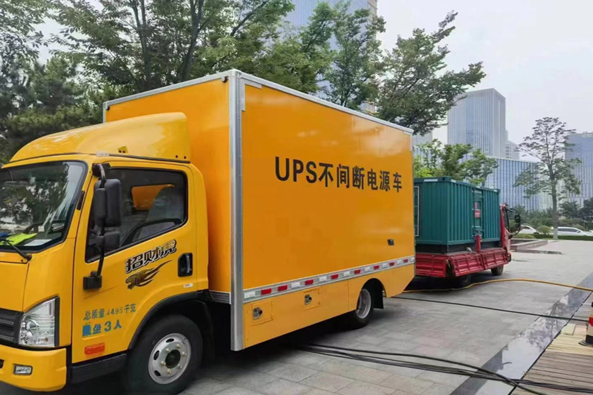 长葛发电机租赁施工现场